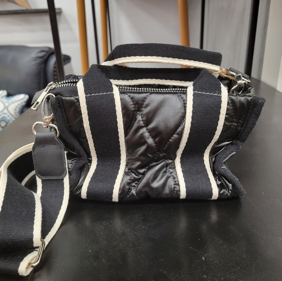 Mini Shiny Patent Black Quilted Crossbody Bag - Picture 7 of 7